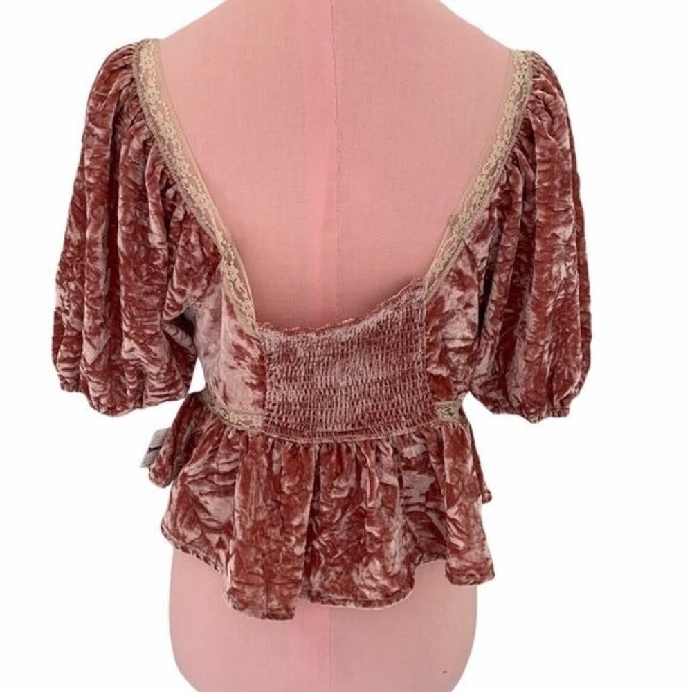 Free People Yours Truly Velvet Top Size Small NWT - Picture 8 of 11